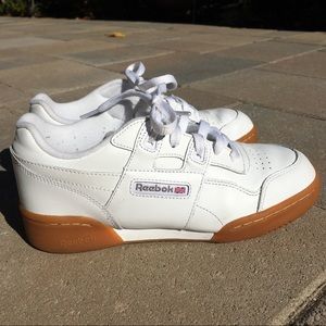 reebok classic women’s shoes